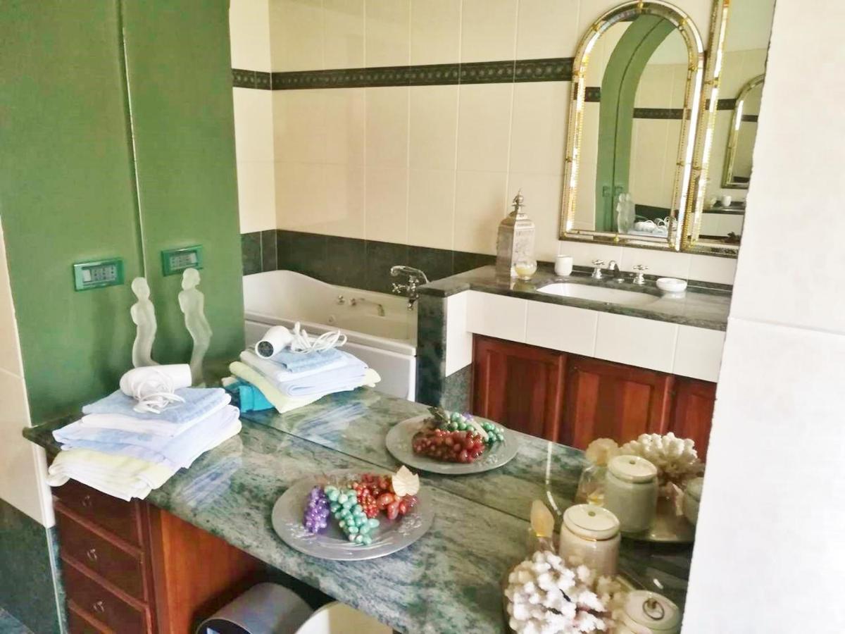 Yellow House Apartment Turin Ngoại thất bức ảnh