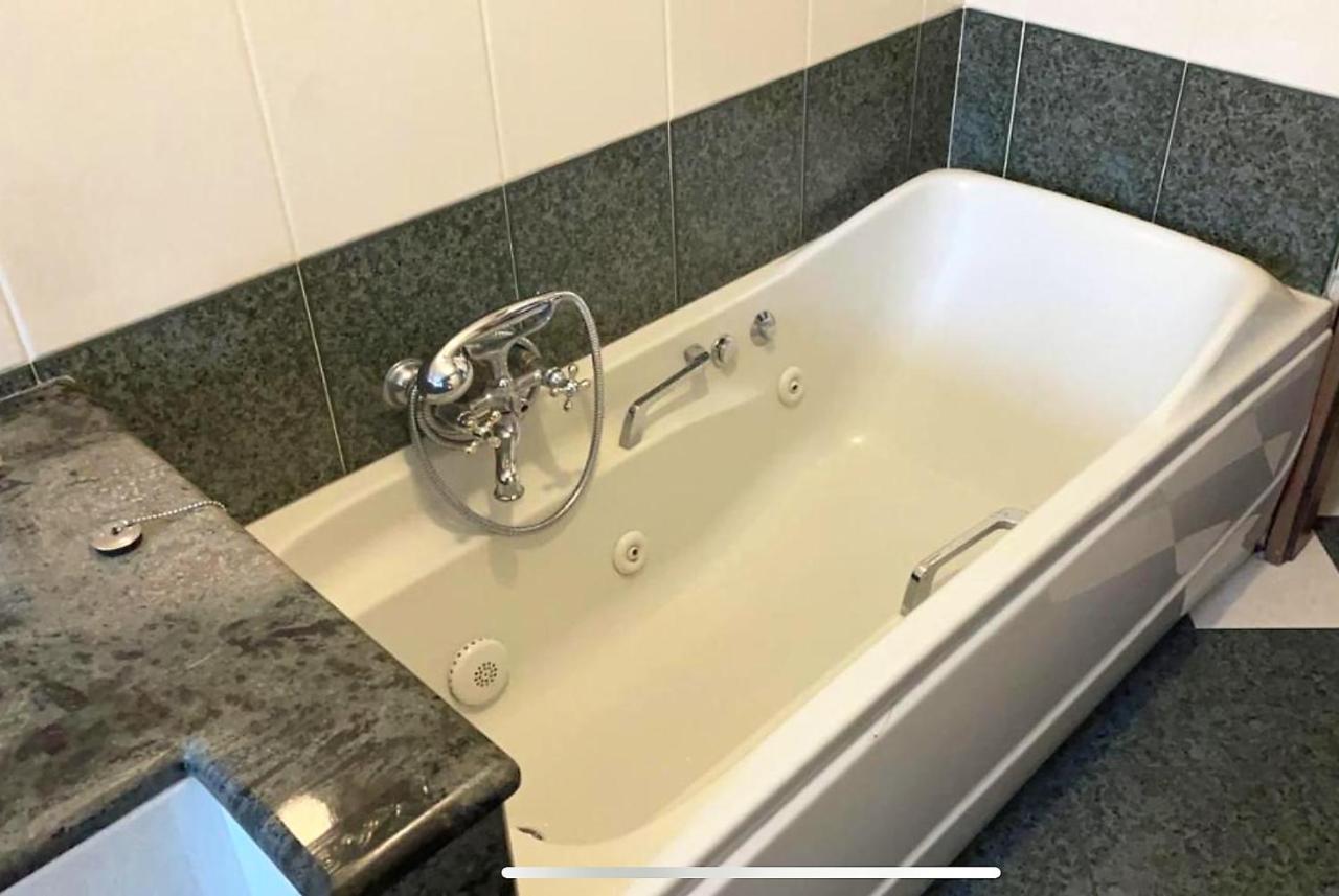 Yellow House Apartment Turin Ngoại thất bức ảnh